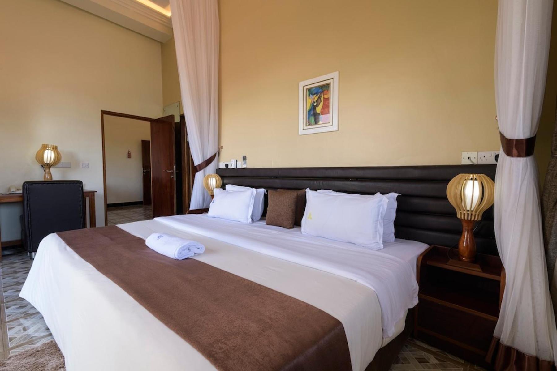 Hoima Buffalo Hotel & Business Hub Ltd Luaran gambar
