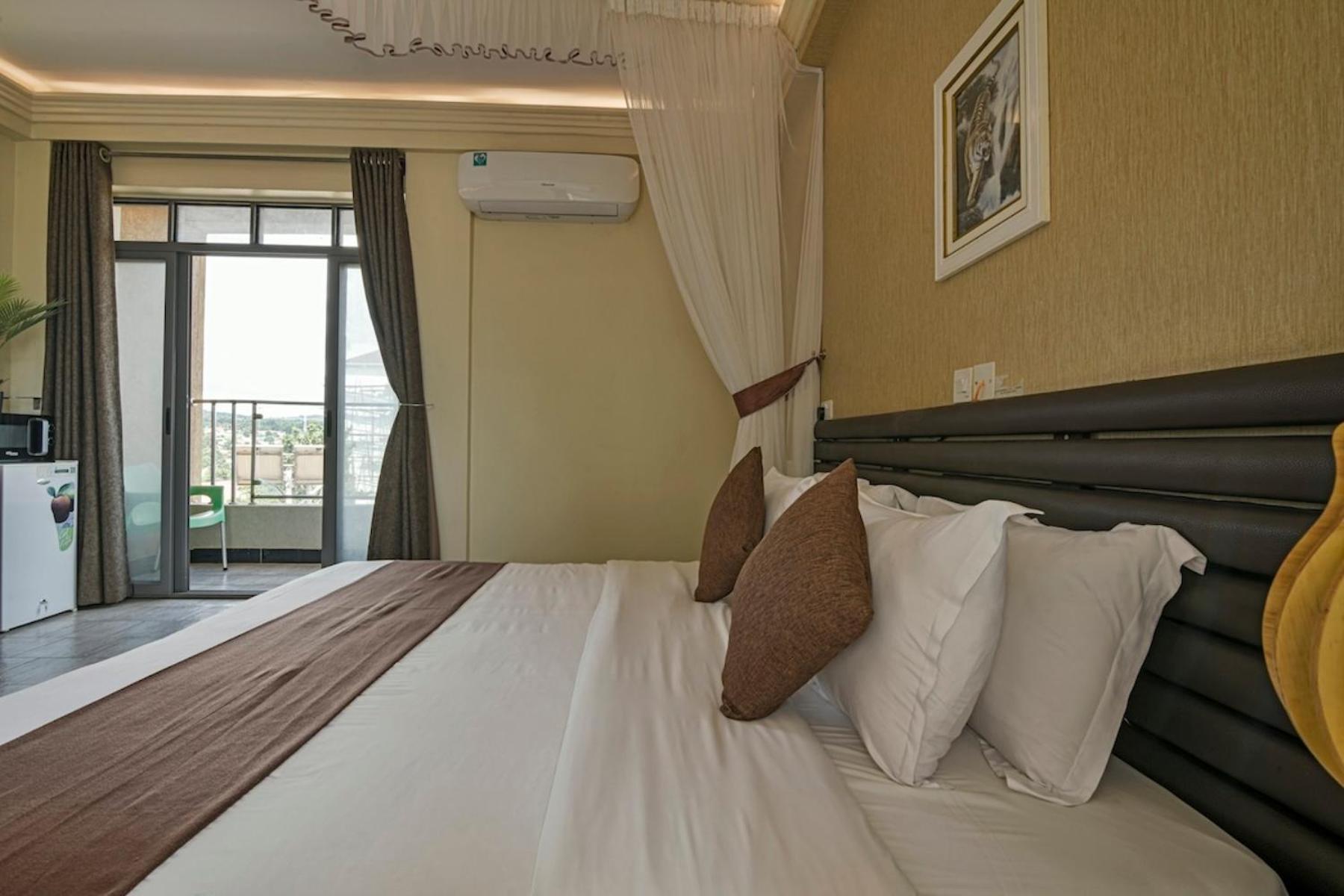 Hoima Buffalo Hotel & Business Hub Ltd Luaran gambar